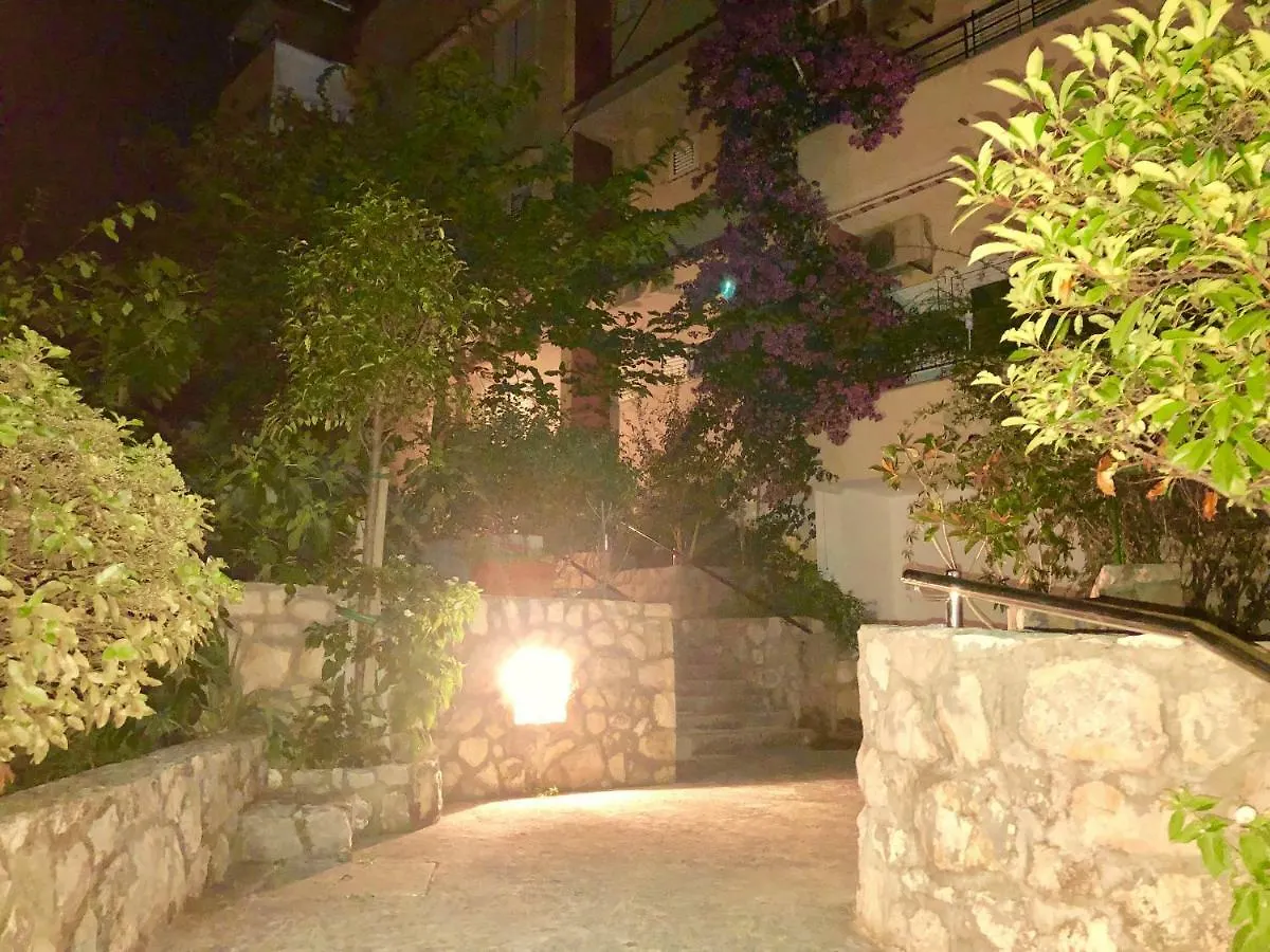 Villa Dinastija Kali